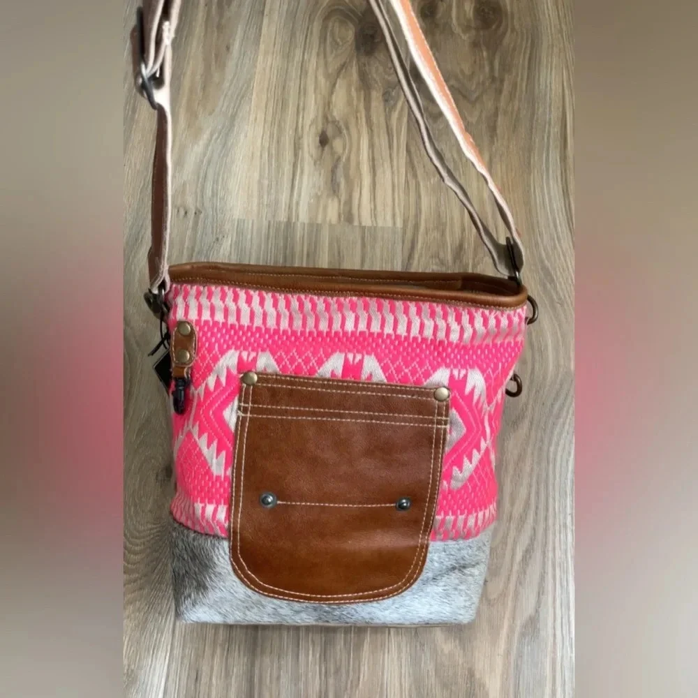 NWT Myra Bag Hot Pink Aztec Cowhide Shoulder Bag Purse w/ matching pouch.
